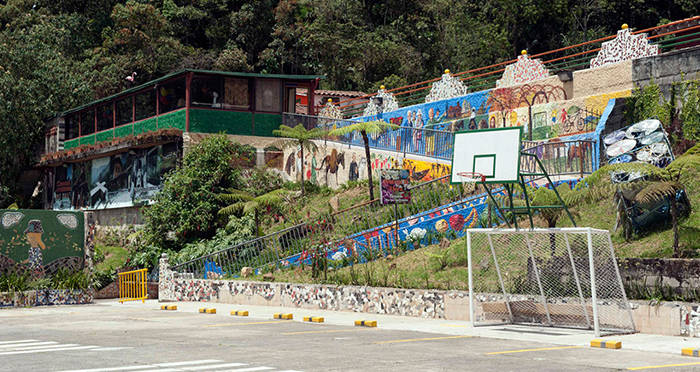 La Catedral: Kolombiya'nın Pablo Escobar İçin İnşa Ettirdiği Lüks Hapishane