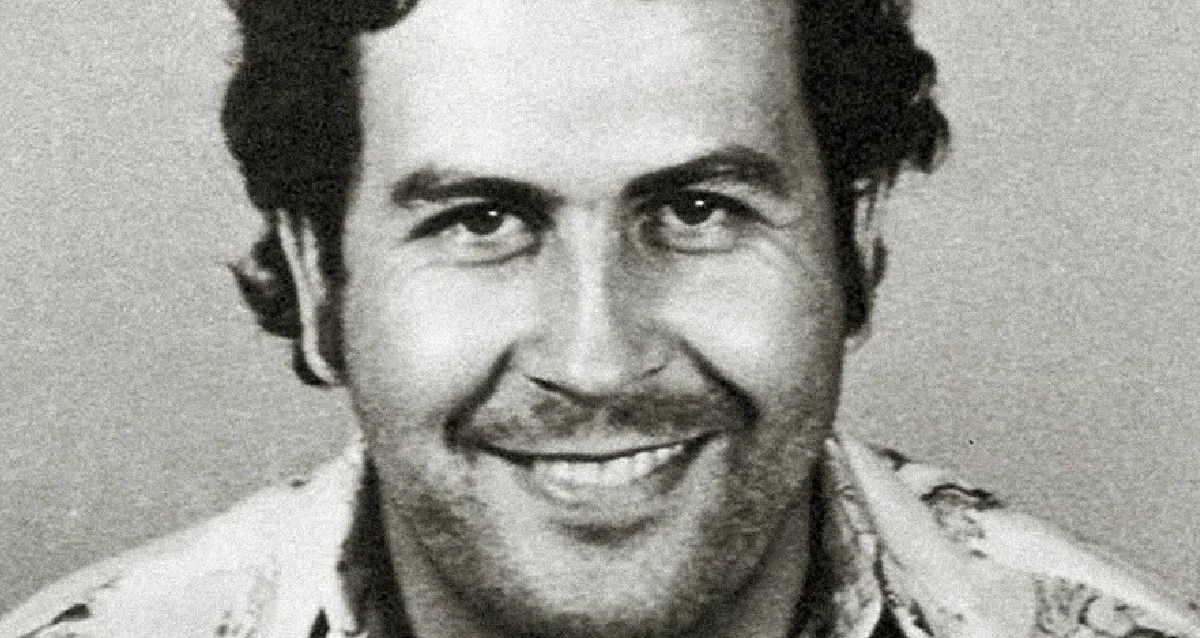 Pablo Escobar'ın 1976'daki Ünlü Tutuklama Fotoğrafının Arkasındaki Vahşi Gerçek